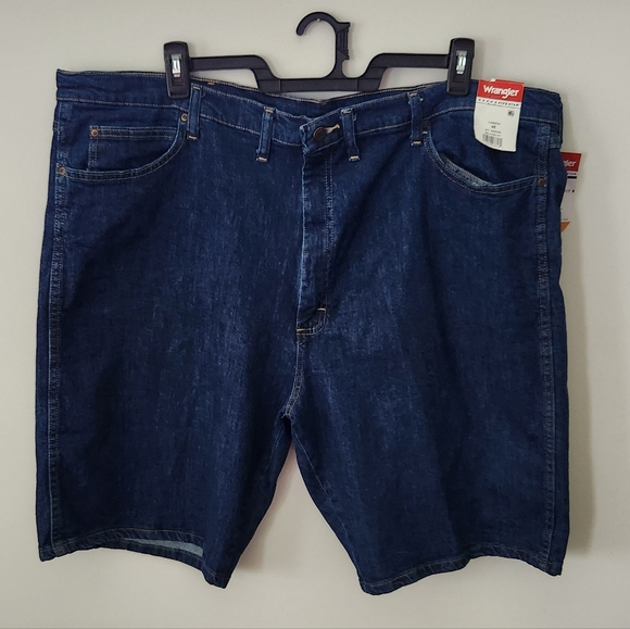 Wrangler Men's Blue Denim Shorts, NWT, Size 46, Low Stretch, Relaxed Fit 5 Star - Picture 1 of 13